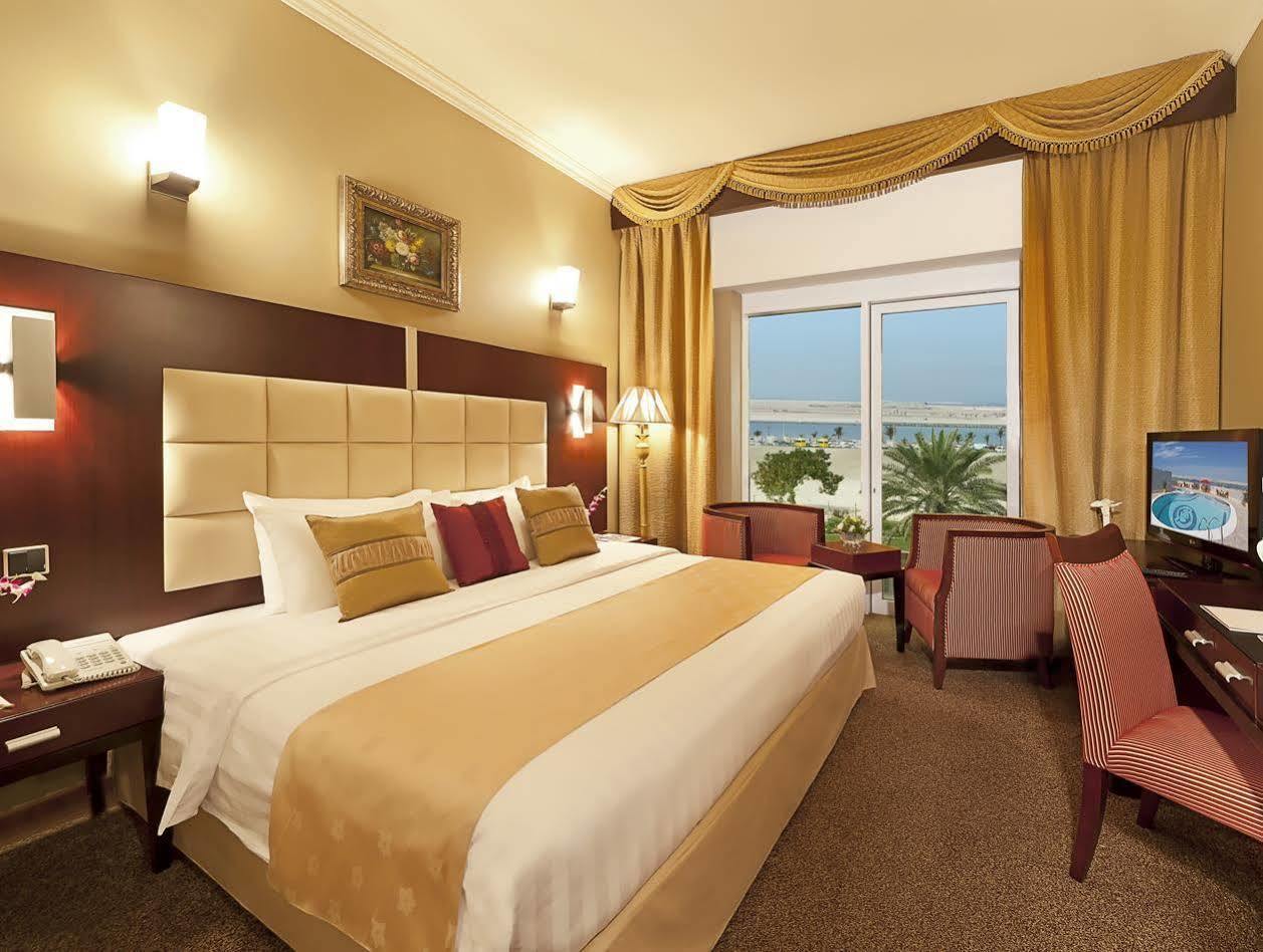 阳光沙滩海景酒店 迪拜 外观 照片